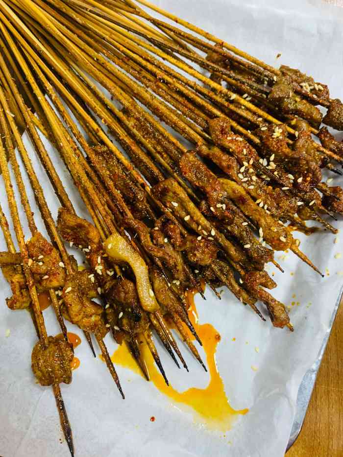 涪陵人家傅杰烧烤-"家附近没有好吃的烧烤,想来想去不知道去哪.