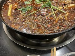 -鸿顺老铁锅美蛙鱼府(解放碑店)