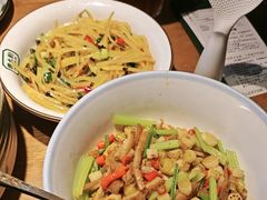 -费大厨辣椒炒肉(泊富店)