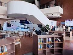 -抱抱地球咖啡馆(国家海洋博物馆店)