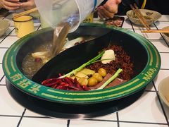 -有拈头成都市井火锅(柳市店)