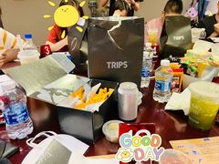 -TRIPS BURGER(大钟寺店)