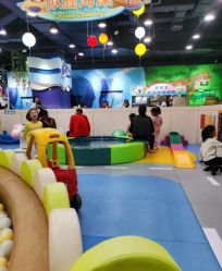 -孩子王(铁西万达店)