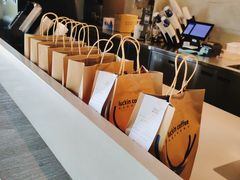 -瑞幸咖啡(怡富广场店)