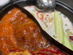 -两三事小郡肝串串香火锅(桂庙店)