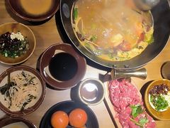-贵厨酸汤牛肉(花果园国际中心店)