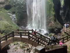 -龙水峡地缝景区