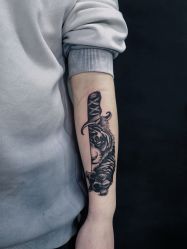 -刺客者联盟纹身·洗纹身工作室