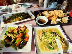 -宾朋海鲜饭庄(兴海路店)