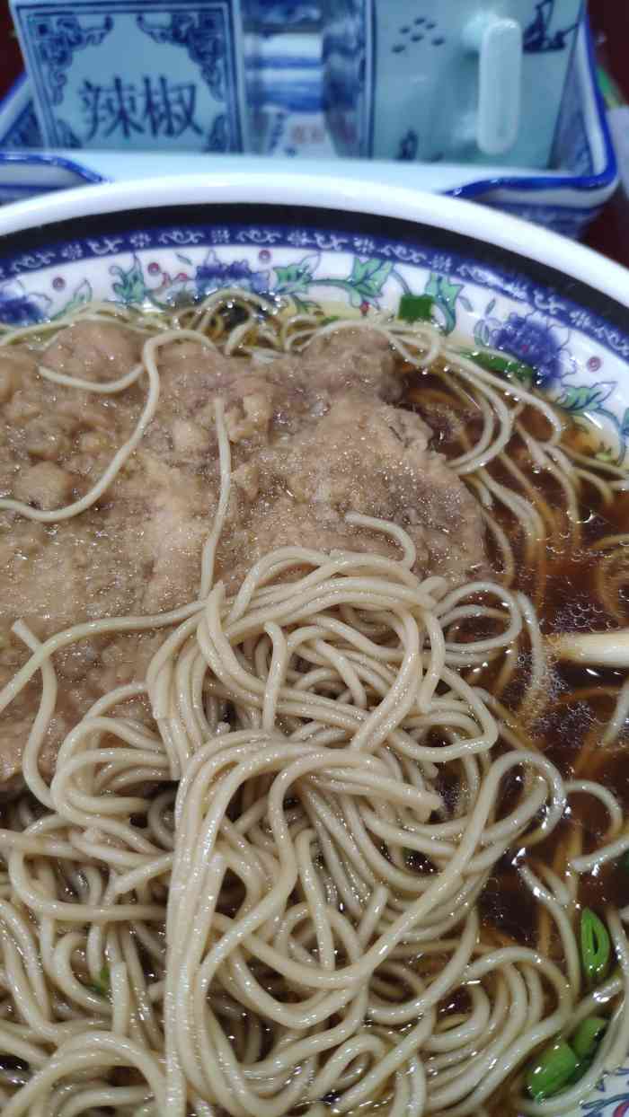 琼琳阁面庄(鲜橙广场店)-"地点在鲜橙广场,离月亮湾地铁站没多远,苏.