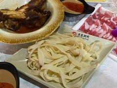 -羊家胡同·龙虾烧烤火锅(龙汇路店)