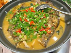 干锅斑鱼-四海酒家生态粤菜
