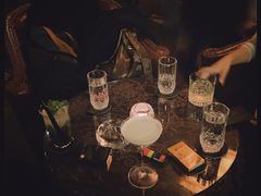 -格兰酒吧Glen Bar