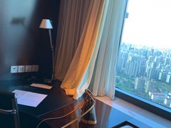 -上海龙之梦万丽酒店