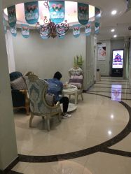 点击看大图 -弘美医美·艾维岚童颜抗衰中心