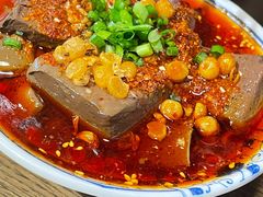 冒鸭血-肖四女·江湖菜(临港店)