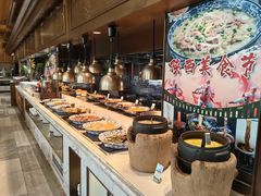 -舜耕山庄四时万和自助餐厅