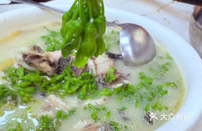 Night-blooming Jasmine Fish Head Soup