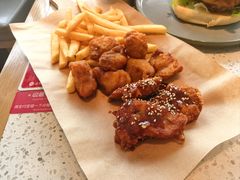 -必胜客(璞丽中心店)
