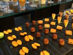 -圣丰索菲特·2 On 988 Café 自助餐厅