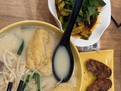 -谭仔米线(皇庭广场店)