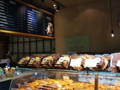 面包甜点陈列柜-多乐之日(华贸天地店)