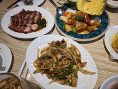 -滋味满屋美食坊(上海街店)