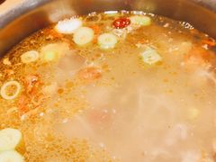 酸萝卜鸭架汤-守柴炉烤鸭(科华中路王府井店)