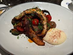 -LESCEDARS Brasserie Bistro香柏树