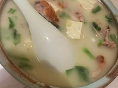 -小桃红·东北菜·春饼烤鸭(南阳湖街店)