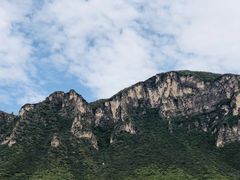 -百里峡七彩艺术小镇