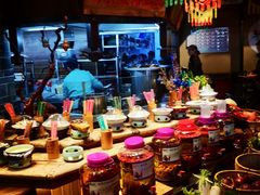 自助取餐区-帅巴人舅母子腊蹄民俗村