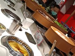 -龍歌自助小火锅(市南金茂湾店)