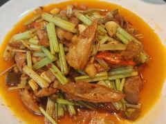 -万重锦·人文川菜馆(骡马市店)