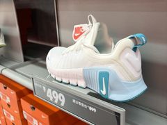 -NIKE上海青浦优选体验店