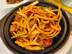 -马尔龙新疆饭店·清真(瑞景店)