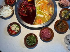 -芈重山老火锅(广州首店)