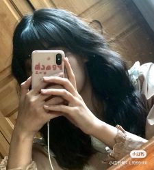 -时尚殿堂明星门店