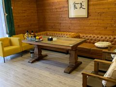 -乌托邦轰趴日租聚会别墅(先生的院子店)