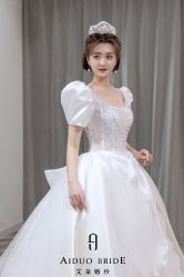 -艾朵婚纱