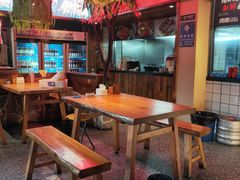 大堂-路边摊小炉子烧烤