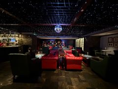-上海锦江汤臣洲际大酒店柒酒廊