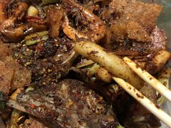 -嘎嘎鸭下巴·爆辣干锅(女人街店)