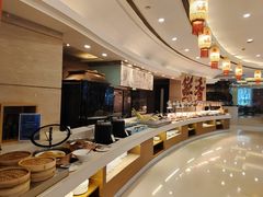 -元一希尔顿酒店·鲜切牛肉火锅禅自助餐厅