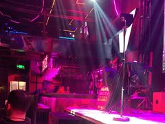 -vimi便利店酒吧