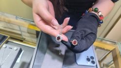 -珂兰钻石(美美2购物中心店)