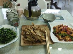 -天天向上素食餐厅(五台山店)