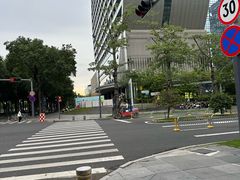 -长富金茂大厦
