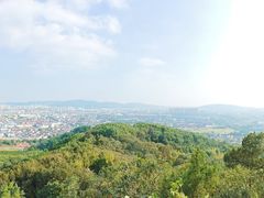 -灵岩山风景区