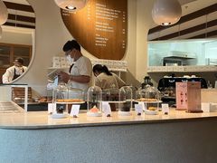 -VERIE BAKEHOUSE